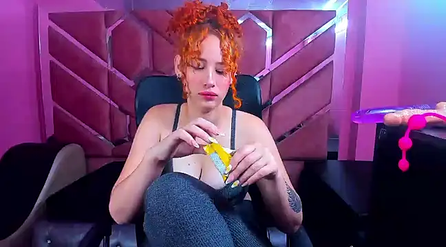 Nami Curls online show from February 25, 2025, 1:21 pm