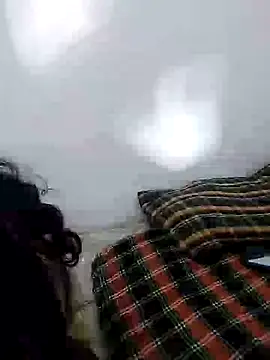 CuteMannaat online show from August 6, 2026, 4:40 am