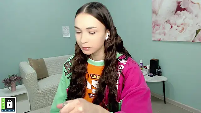 Snapshot of AmyJonas chatting on October 22, 2025, 4:23 am AmyJonas online show from October 22, 2025, 4:23 am