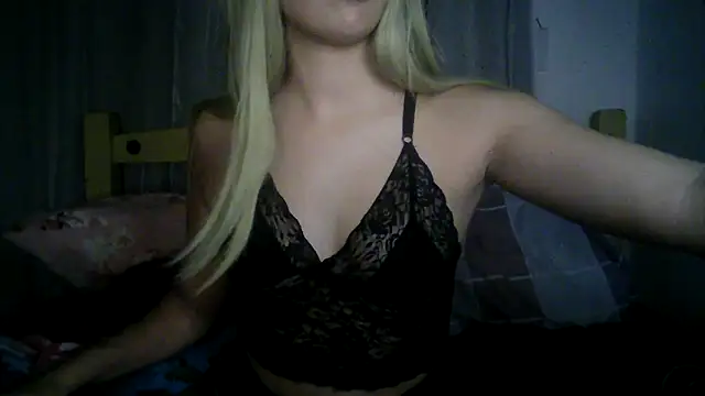 Snapshot of isabella048 chatting on June 27, 2026, 12:05 am isabella048 online show from June 27, 2026, 12:05 am
