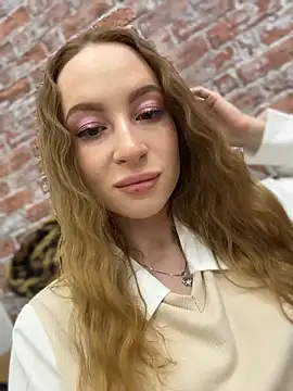 Snapshot of _AngelMoon_ chatting on December 3, 2025, 3:51 am AngelMoon online show from December 3, 2025, 3:51 am