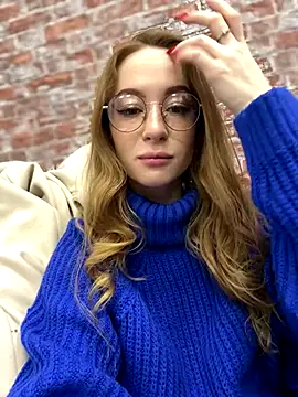 Snapshot of _AngelMoon_ chatting on November 14, 2025, 3:54 am AngelMoon online show from November 14, 2025, 3:54 am