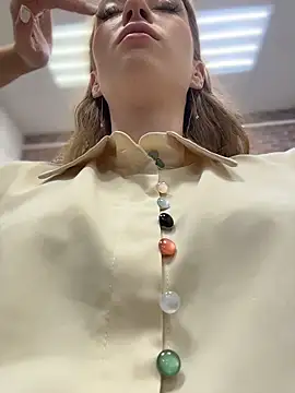  AngelMoon  online show from December 15, 2025, 3:12 am