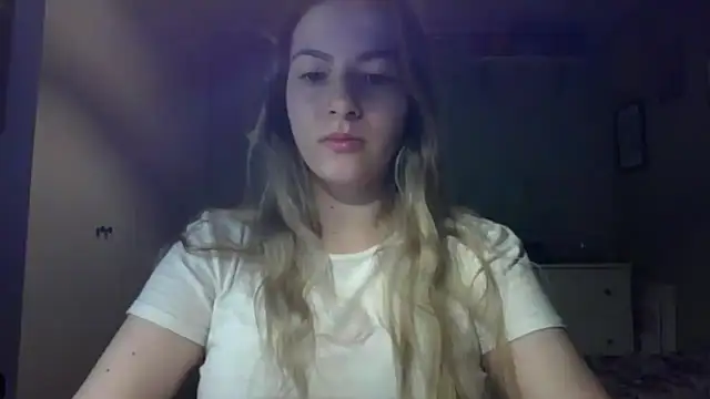 Snapshot of ROSIEx_sweet chatting on October 20, 2025, 6:48 am ROSIEx sweet online show from October 20, 2025, 6:48 am