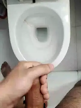 KeepCummingForYou73 online show from March 9, 2025, 11:35 pm