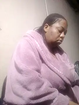 Snapshot of bustyboobs6 chatting on November 3, 2025, 3:56 am bustyboobs6 online show from November 3, 2025, 3:56 am