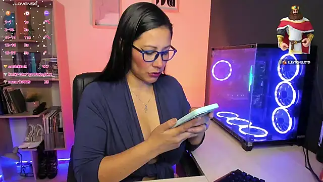 Sue Wolls online show from February 21, 2025, 8:38 pm