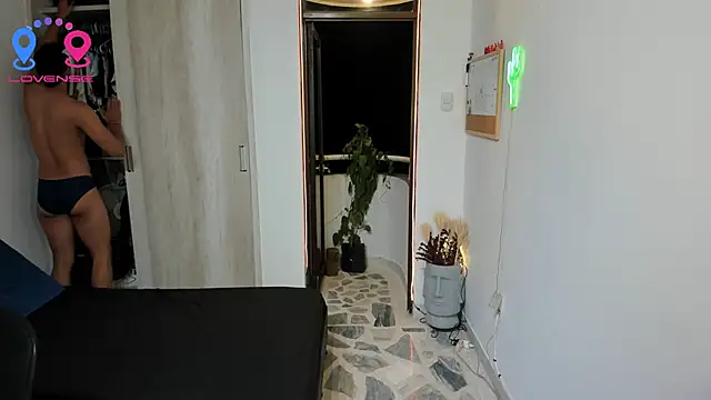 Snapshot of Travis_bakers chatting on September 19, 2025, 11:31 pm Travis bakers online show from September 19, 2025, 11:31 pm