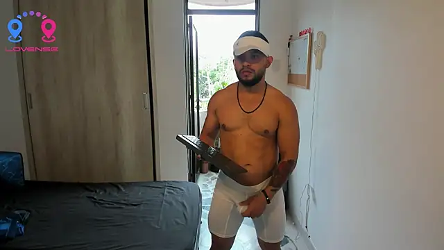 Snapshot of Travis_bakers chatting on September 18, 2025, 8:45 pm Travis bakers online show from September 18, 2025, 8:45 pm