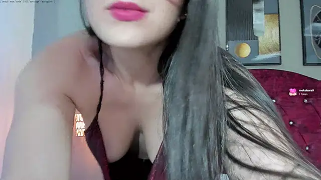 angela nix online show from April 16, 2026, 9:39 pm