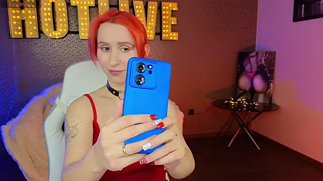 Snapshot of AliceBYKiss chatting on February 14, 2025, 12:36 pm AliceBYKiss online show from February 14, 2025, 12:36 pm