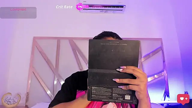 Snapshot of Carolina_Evanss chatting on September 28, 2025, 11:39 am Carolina Evanss online show from September 28, 2025, 11:39 am