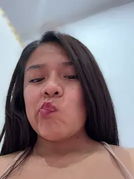 Snapshot of kiyomi-amour chatting on January 4, 2025, 8:39 am kiyomi-amour online show from January 4, 2025, 8:39 am