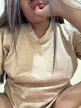 Snapshot of kiyomi-amour chatting on March 20, 2025, 12:11 pm kiyomi-amour online show from March 20, 2025, 12:11 pm