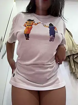 Snapshot of kiyomi-amour chatting on January 9, 2025, 5:13 am kiyomi-amour online show from January 9, 2025, 5:13 am