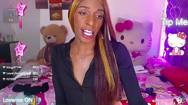 lucianadolll online show from May 16, 2026, 6:34 am