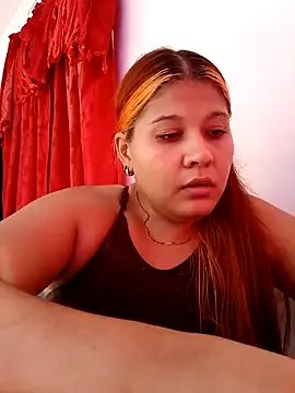 Stylevoluptuousvycky online show from May 7, 2026, 9:51 pm