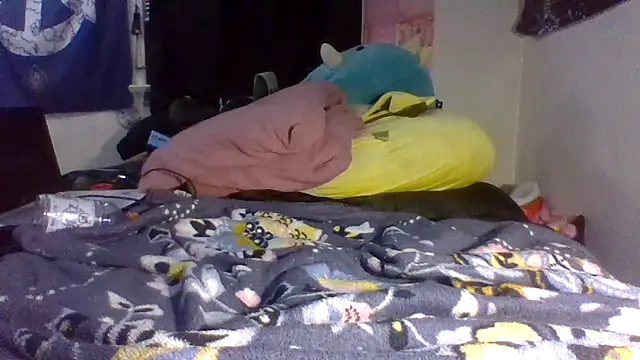 Snapshot of ATwinkie chatting on March 21, 2025, 12:18 am ATwinkie online show from March 21, 2025, 12:18 am