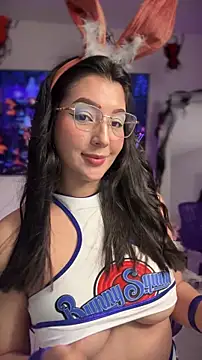 licky lu online show from November 2, 2025, 1:21 am