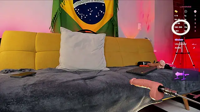 Snapshot of samuel_boy_tatoo chatting on February 25, 2025, 1:32 pm samuel boy tatoo online show from February 25, 2025, 1:32 pm