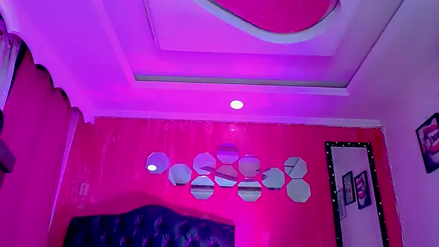 Snapshot of TiffanyMackensyy chatting on February 22, 2026, 1:19 am TiffanyMackensyy online show from February 22, 2026, 1:19 am