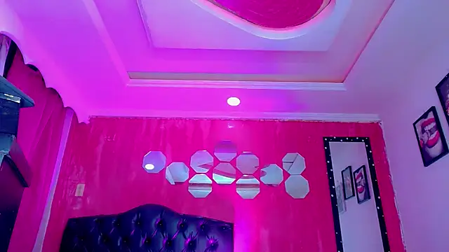 Snapshot of TiffanyMackensyy chatting on February 23, 2026, 1:29 am TiffanyMackensyy online show from February 23, 2026, 1:29 am