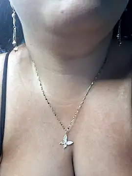 sophia cute1 1 online show from April 17, 2026, 9:12 am