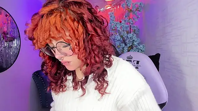 Theia moon online show from December 20, 2025, 1:36 pm