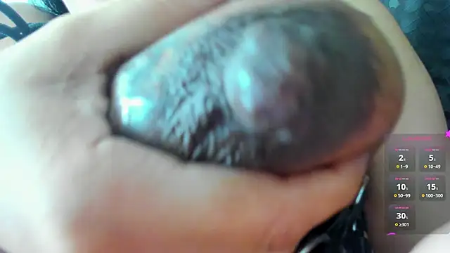 Venus Blackk online show from March 21, 2025, 11:45 pm