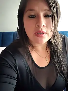 Snapshot of Neve_Collins chatting on May 7, 2026, 2:31 pm Neve Collins online show from May 7, 2026, 2:31 pm