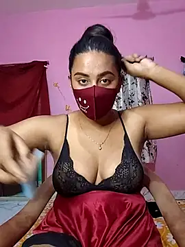 Snapshot of lovely-tanu chatting on October 22, 2025, 11:42 am lovely-tanu online show from October 22, 2025, 11:42 am