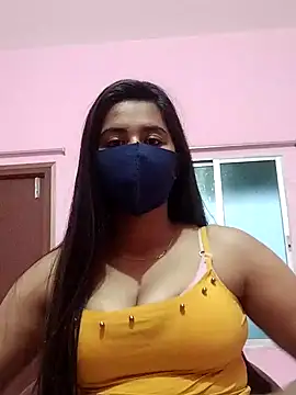 Snapshot of lovely-tanu chatting on December 2, 2024, 11:29 am lovely-tanu online show from December 2, 2024, 11:29 am