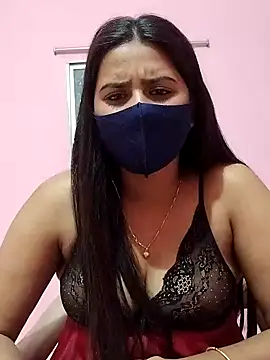 Snapshot of lovely-tanu chatting on January 3, 2025, 1:35 pm lovely-tanu online show from January 3, 2025, 1:35 pm