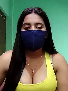 Snapshot of lovely-tanu chatting on December 14, 2024, 8:23 am lovely-tanu online show from December 14, 2024, 8:23 am