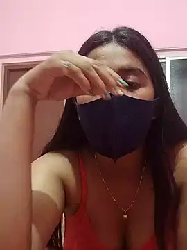 Snapshot of lovely-tanu chatting on December 3, 2024, 11:40 am lovely-tanu online show from December 3, 2024, 11:40 am
