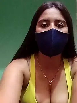 Snapshot of lovely-tanu chatting on December 7, 2024, 12:40 pm lovely-tanu online show from December 7, 2024, 12:40 pm