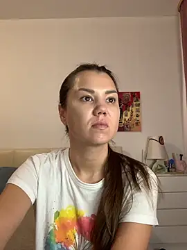 Snapshot of MiraMiss chatting on September 28, 2025, 7:26 am MiraMiss online show from September 28, 2025, 7:26 am