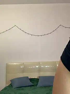 Snapshot of MiraMiss chatting on February 2, 2026, 9:08 am MiraMiss online show from February 2, 2026, 9:08 am