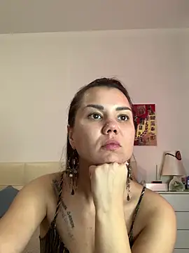 Snapshot of MiraMiss chatting on September 23, 2025, 7:48 am MiraMiss online show from September 23, 2025, 7:48 am