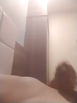 jenilmax online show from September 14, 2025, 7:47 pm