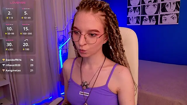Snapshot of VioletShine chatting on March 2, 2025, 12:25 pm VioletShine online show from March 2, 2025, 12:25 pm