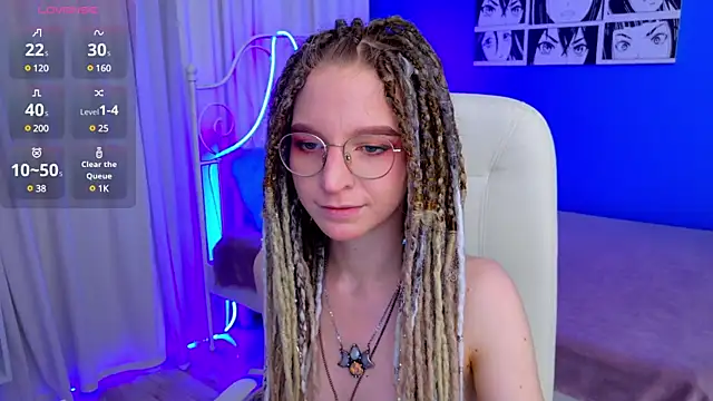 Snapshot of VioletShine chatting on March 5, 2025, 3:40 pm VioletShine online show from March 5, 2025, 3:40 pm