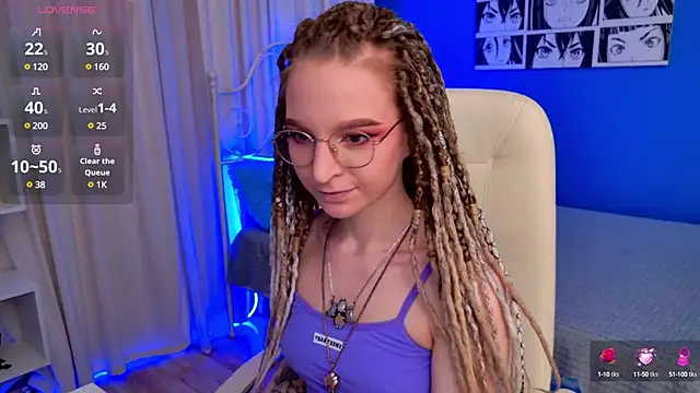 Snapshot of VioletShine chatting on March 8, 2025, 2:30 pm VioletShine online show from March 8, 2025, 2:30 pm