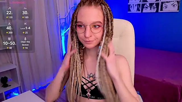 Snapshot of VioletShine chatting on February 27, 2025, 3:37 pm VioletShine online show from February 27, 2025, 3:37 pm