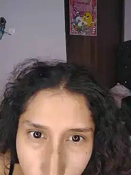 Snapshot of Queenjenn__ chatting on May 30, 2026, 4:01 pm Queenjenn online show from May 30, 2026, 4:01 pm