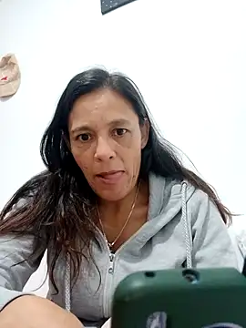 SAMANTA 09- online show from March 19, 2025, 7:49 pm