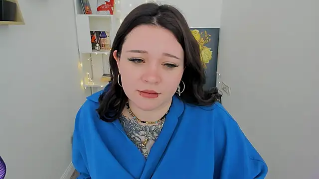 Snapshot of MoonLghte chatting on March 1, 2025, 2:04 am MoonLghte online show from March 1, 2025, 2:04 am