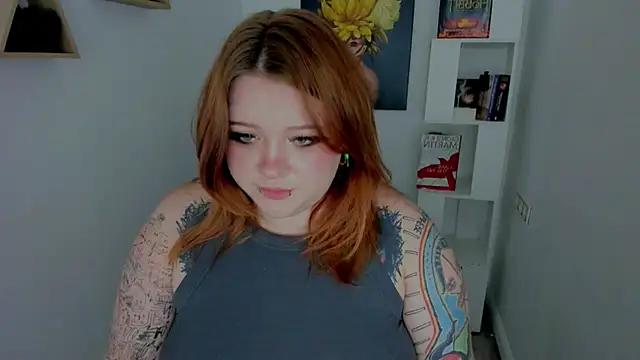 Snapshot of MoonLghte chatting on November 21, 2025, 8:30 pm MoonLghte online show from November 21, 2025, 8:30 pm