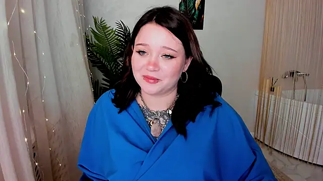 Snapshot of MoonLghte chatting on March 12, 2025, 7:25 pm MoonLghte online show from March 12, 2025, 7:25 pm