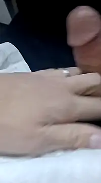 Snapshot of Steve98768 chatting on January 1, 2025, 8:04 pm Steve98768 online show from January 1, 2025, 8:04 pm